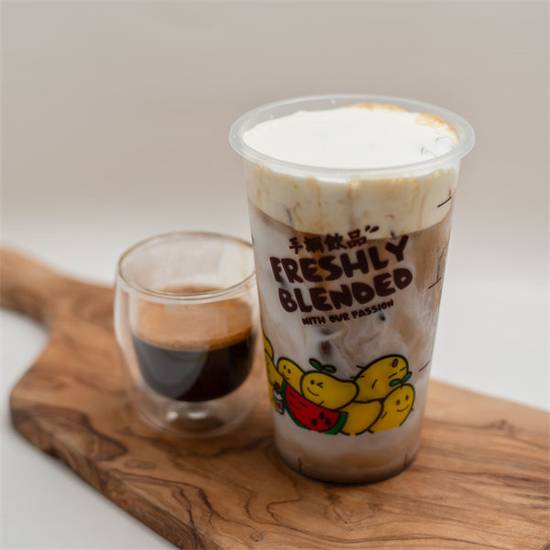 Salted Cheese lced Latte 海盐芝士冰拿铁